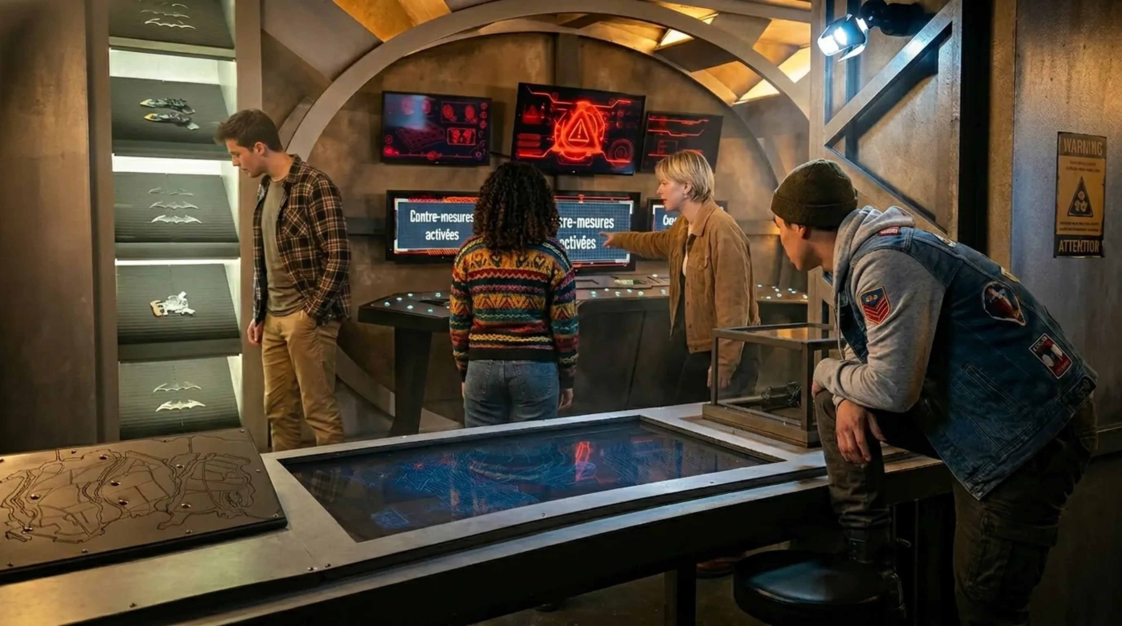 Group of players on a mission inside The Batcave — Batman escape game in Paris